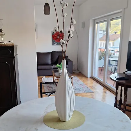 House Apartman